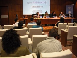 PARLEM DE SORTIDES PROFESSIONALS AMB ELS ALUMNES DELS DARRERS CURSOS DE CIÈNCIES POLÍTIQUES I SOCIOLOGIA