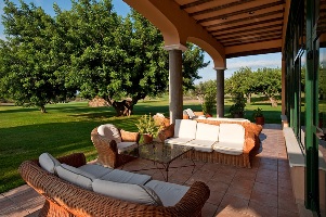 EL COL·LEGI SIGNA UN CONVENI AMB HACIENDA SANT JORDI GOLF & RESORT